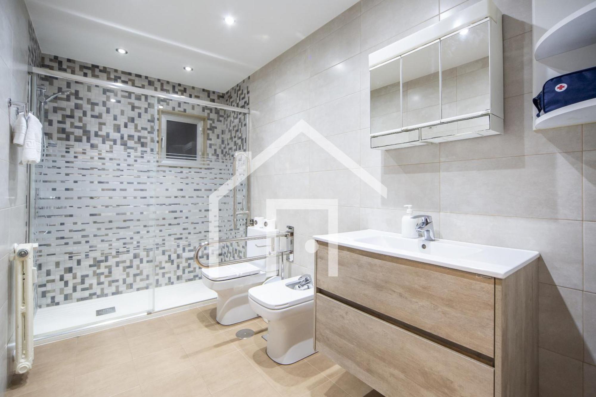 Apartament Atico Quintana II - Con Terraza, En El Centro Con Wifi Y Garaje Oviedo Zewnętrze zdjęcie