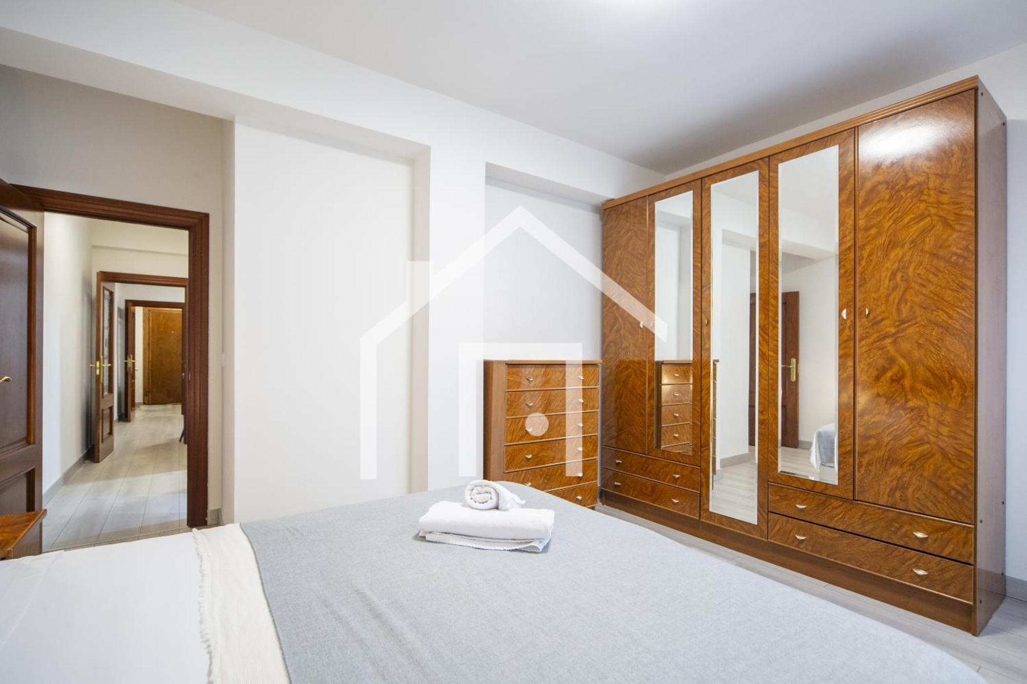 Apartament Atico Quintana II - Con Terraza, En El Centro Con Wifi Y Garaje Oviedo Zewnętrze zdjęcie